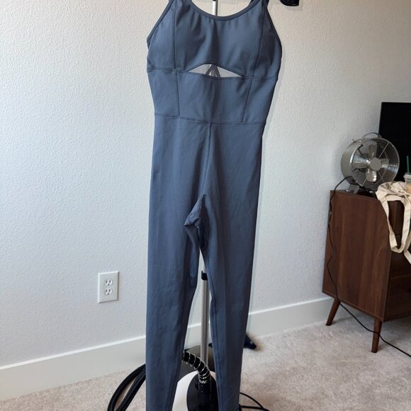 Active Bodysuit - Picture 3 of 5